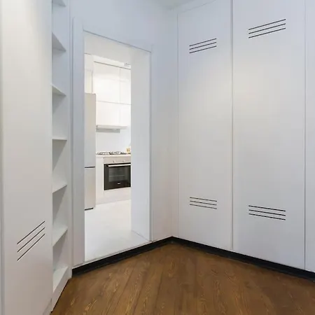 Architect Jonas Generous 85 Sqm Full Of Art 公寓 伊斯坦布尔