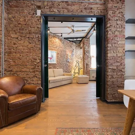 Architect Jonas Generous 85 Sqm Full Of Art *